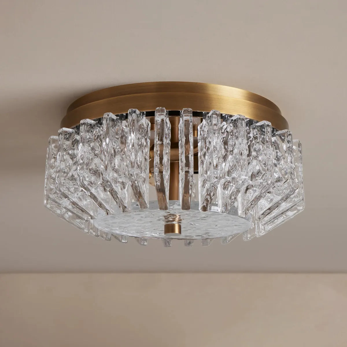 Niva Flush Mount