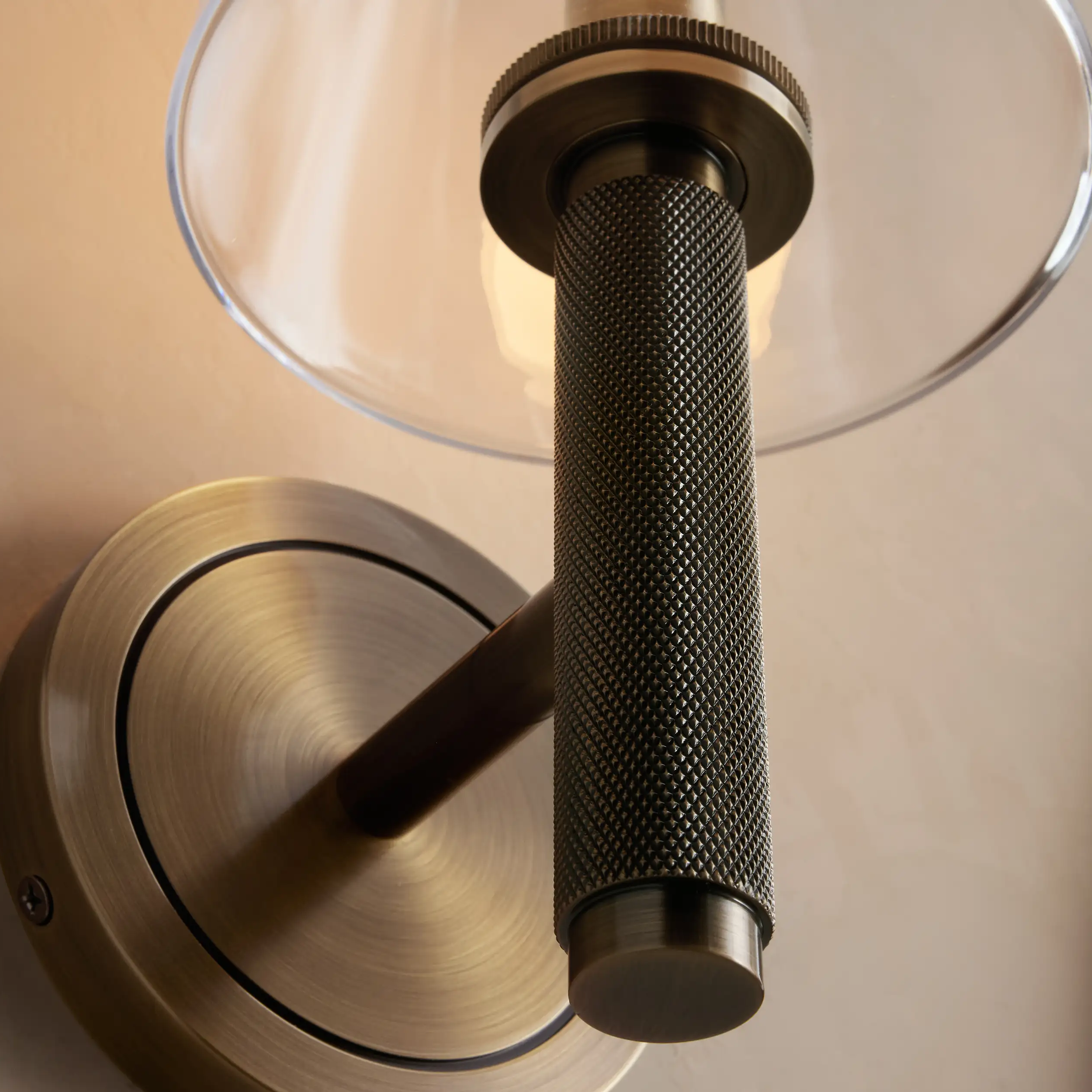 Leni Sconce