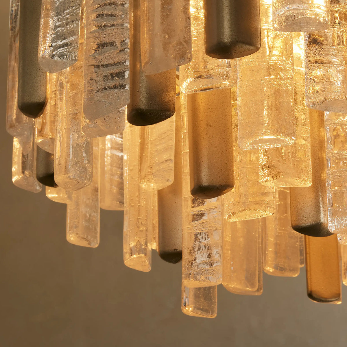 Leo Linear Chandelier