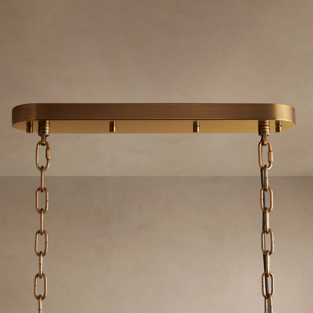 Leo Linear Chandelier