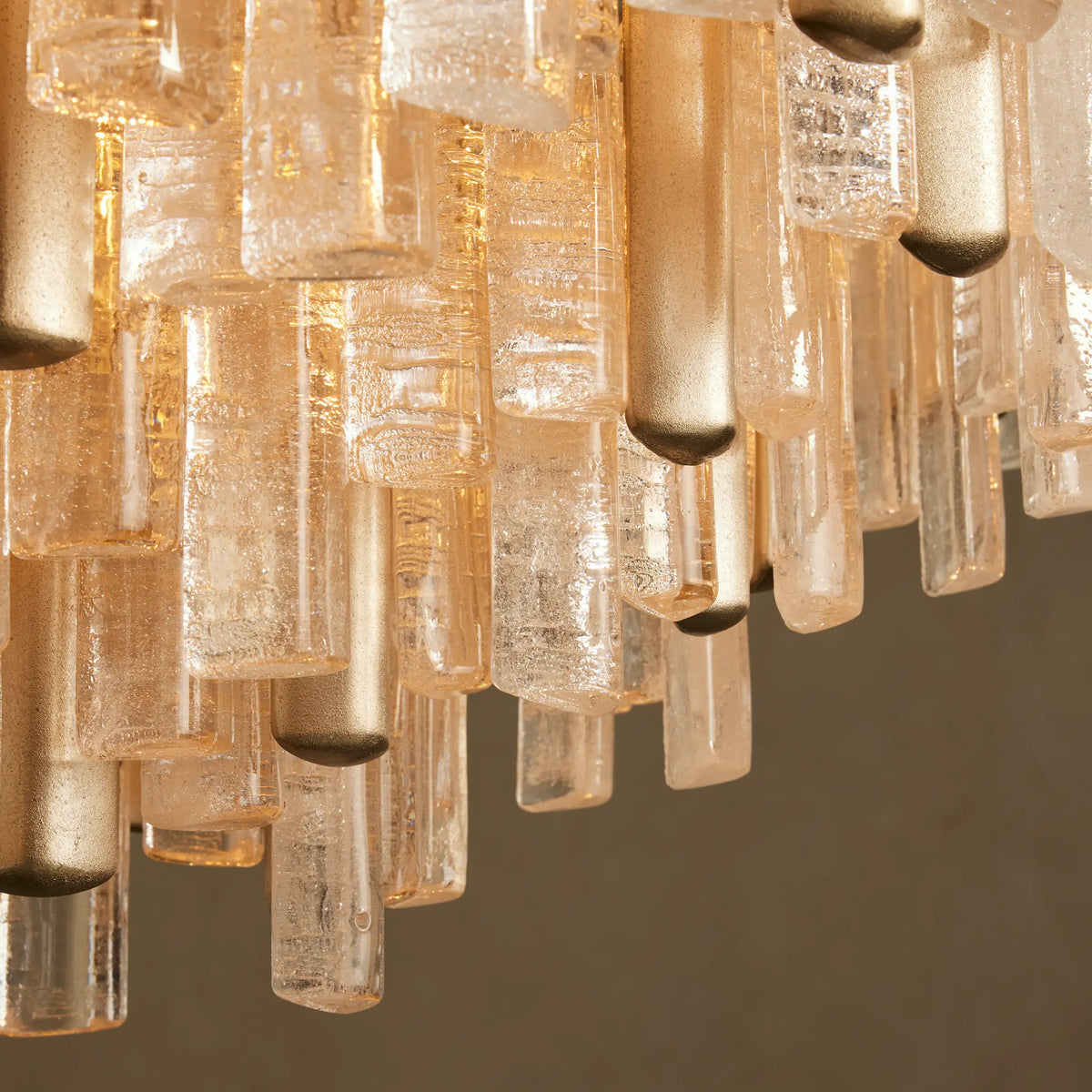 Pavo Round Chandelier