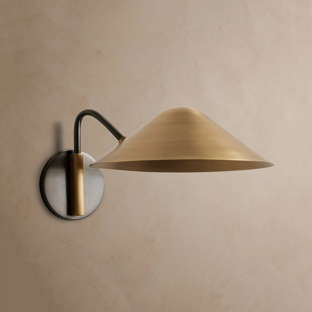 Vale Sconce
