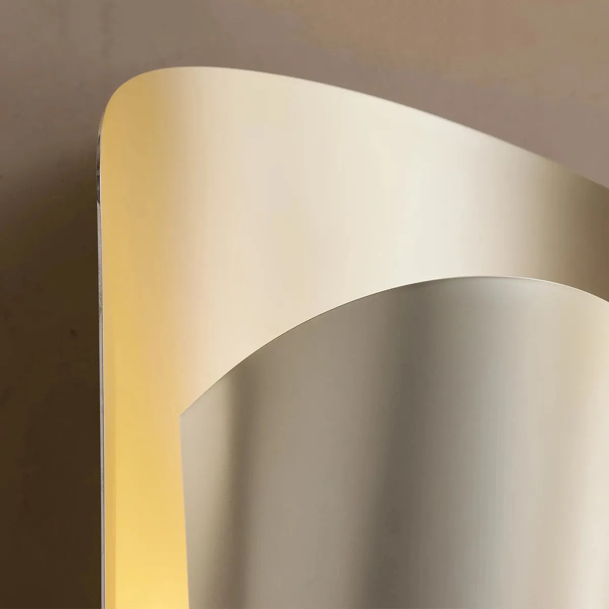 Elowen Sconce